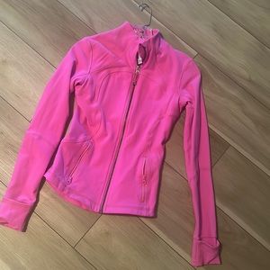 Lululemon jacket size 4